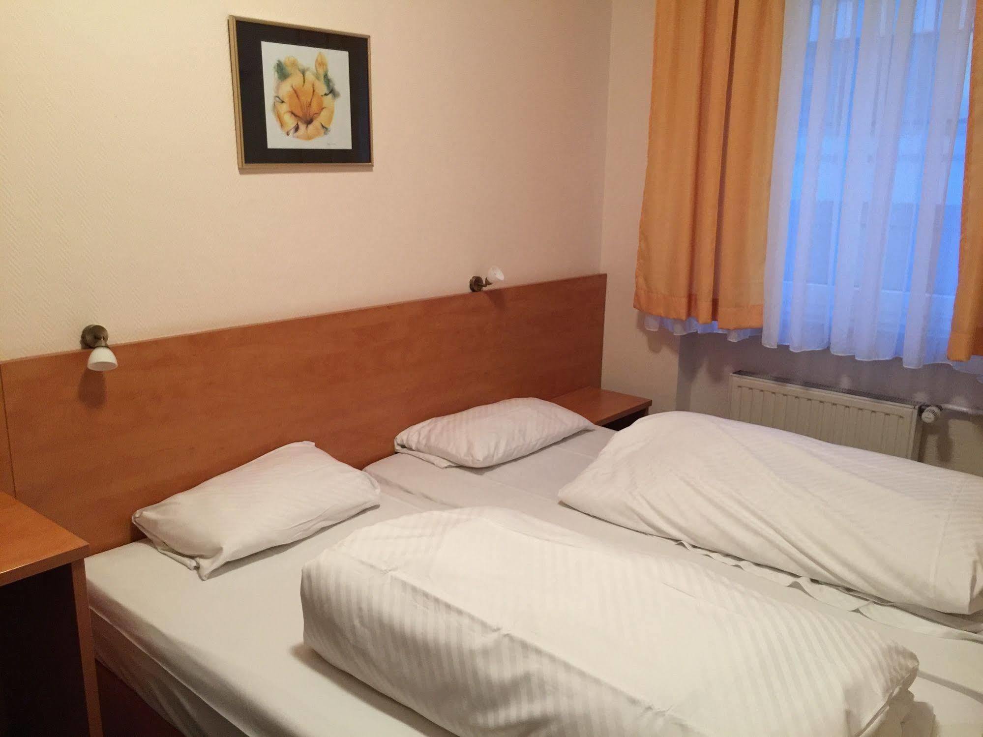 Hotel Union Франкфурт-на-Майне Экстерьер фото