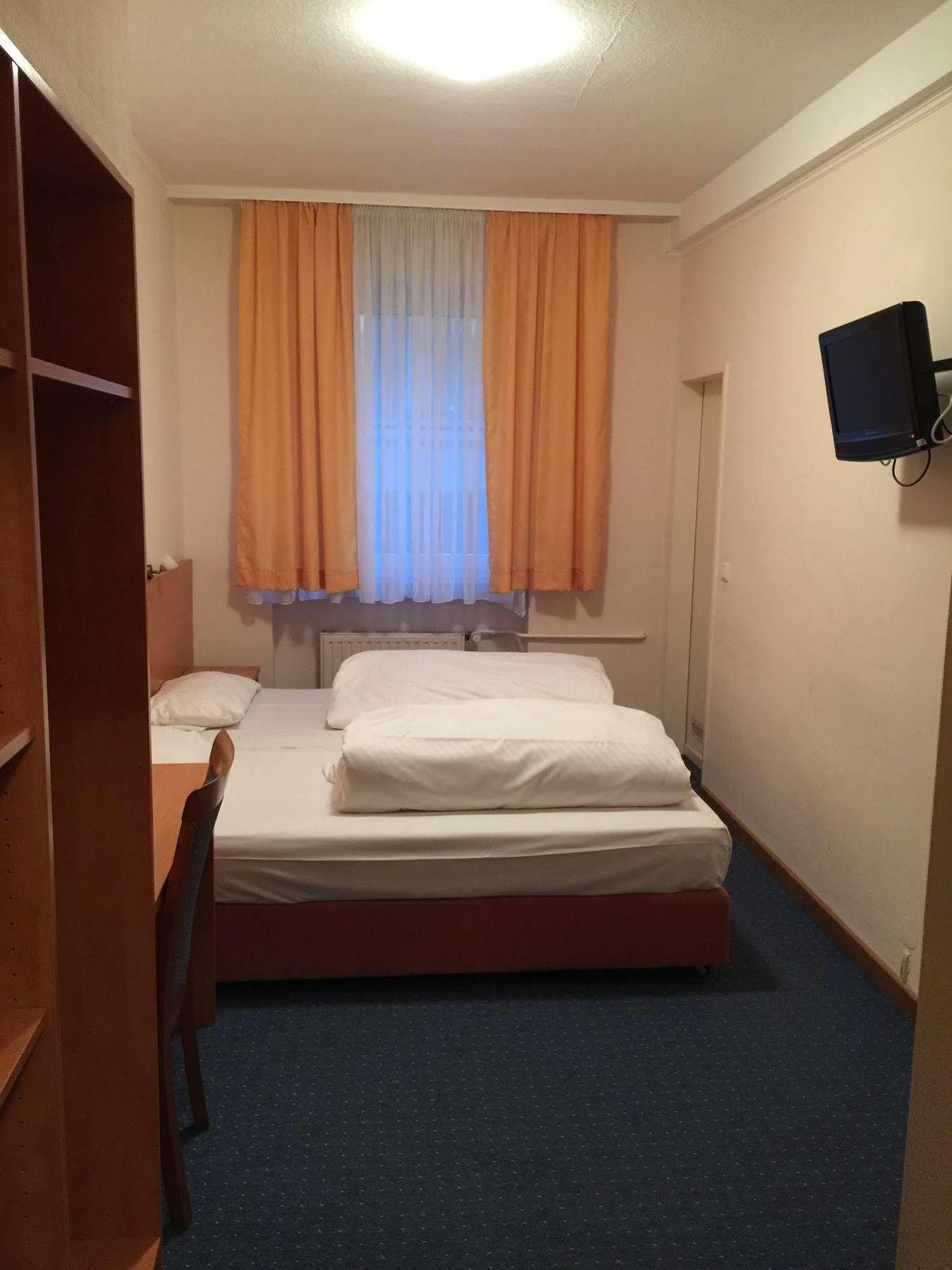Hotel Union Франкфурт-на-Майне Экстерьер фото