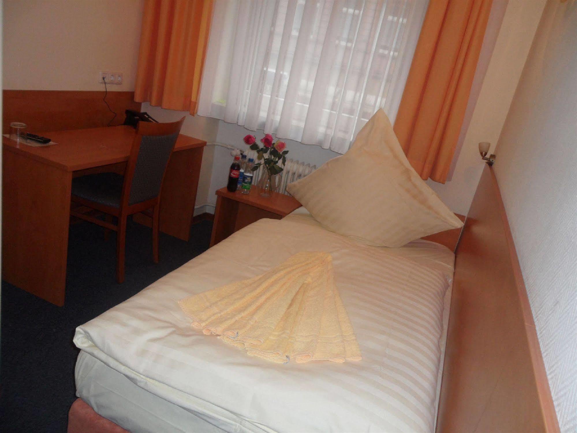Hotel Union Франкфурт-на-Майне Экстерьер фото
